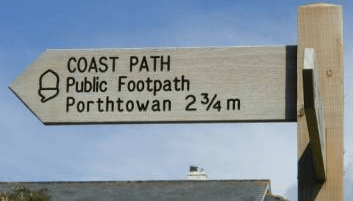 Signpost_in_miles_UKMA